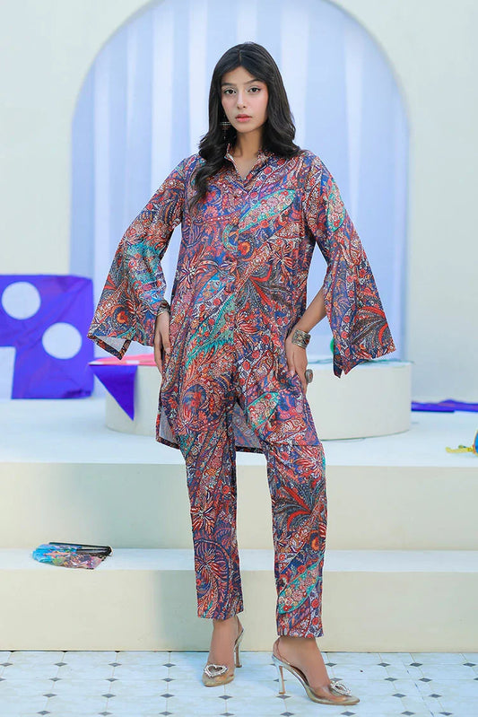 Anayra Amal - Printnation - Fluid Form
