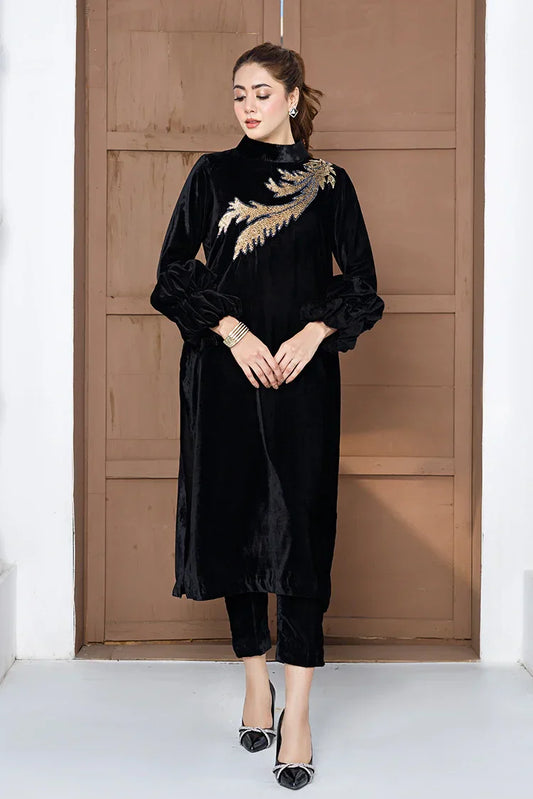 Picture of Anayra Amal - Parwaan RTW Collection - 2 PC - Sitara - Available at Raja Sahib