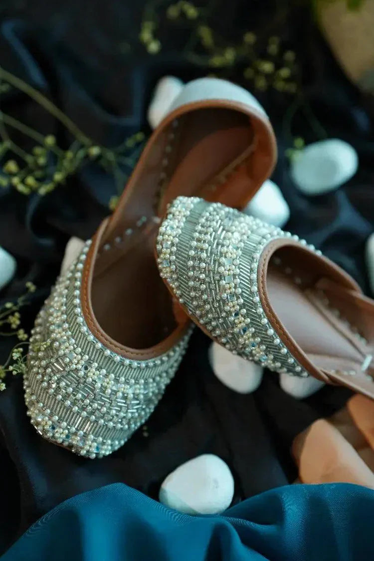 Picture of <!--btd-->Saheliyan - Kikli Collection - Allure Silver - Available at Raja Sahib