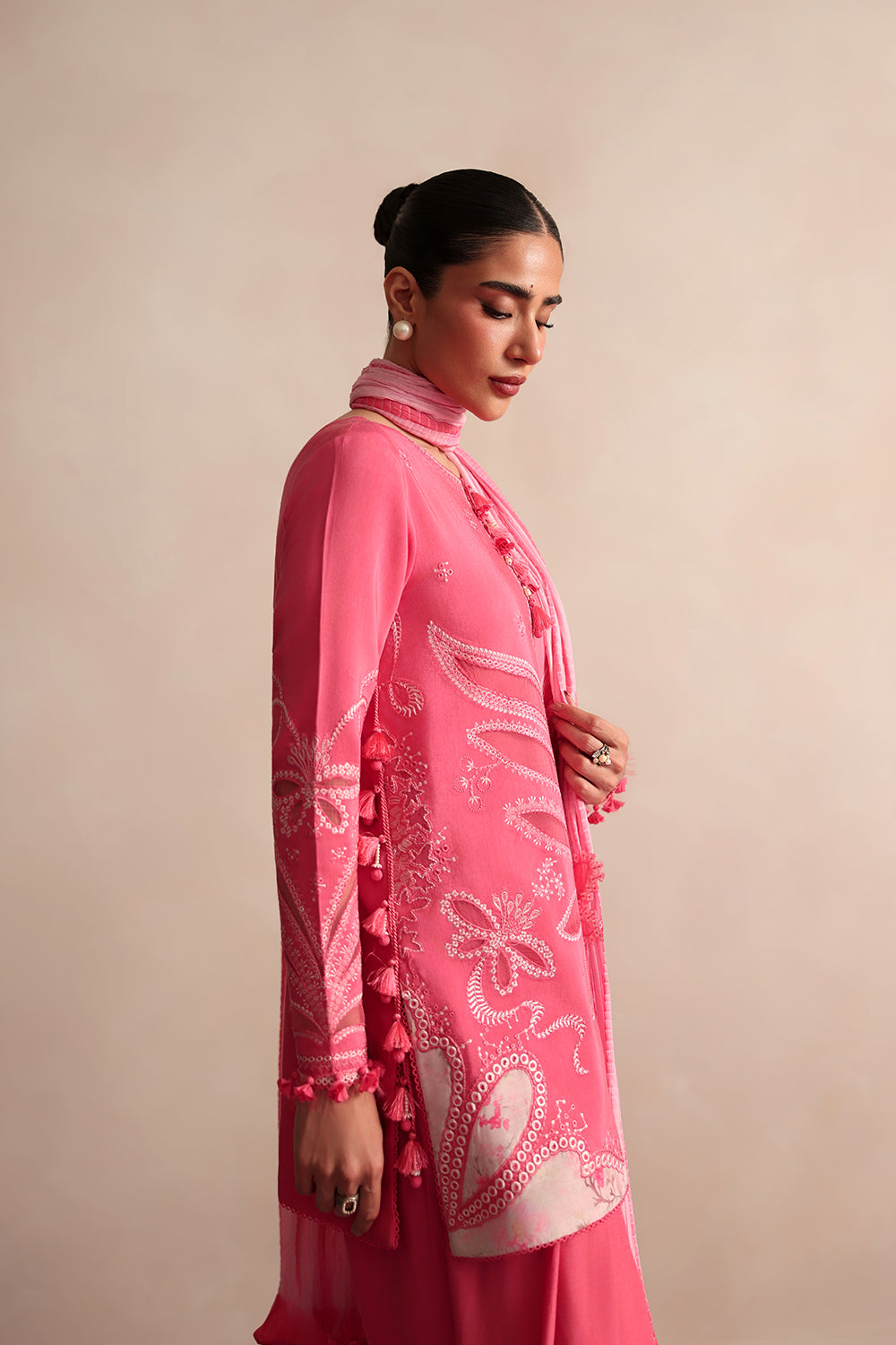 Picture of Saira Rizwan - Lael Silk Edit - ARELETTE-05 - Available at Raja Sahib