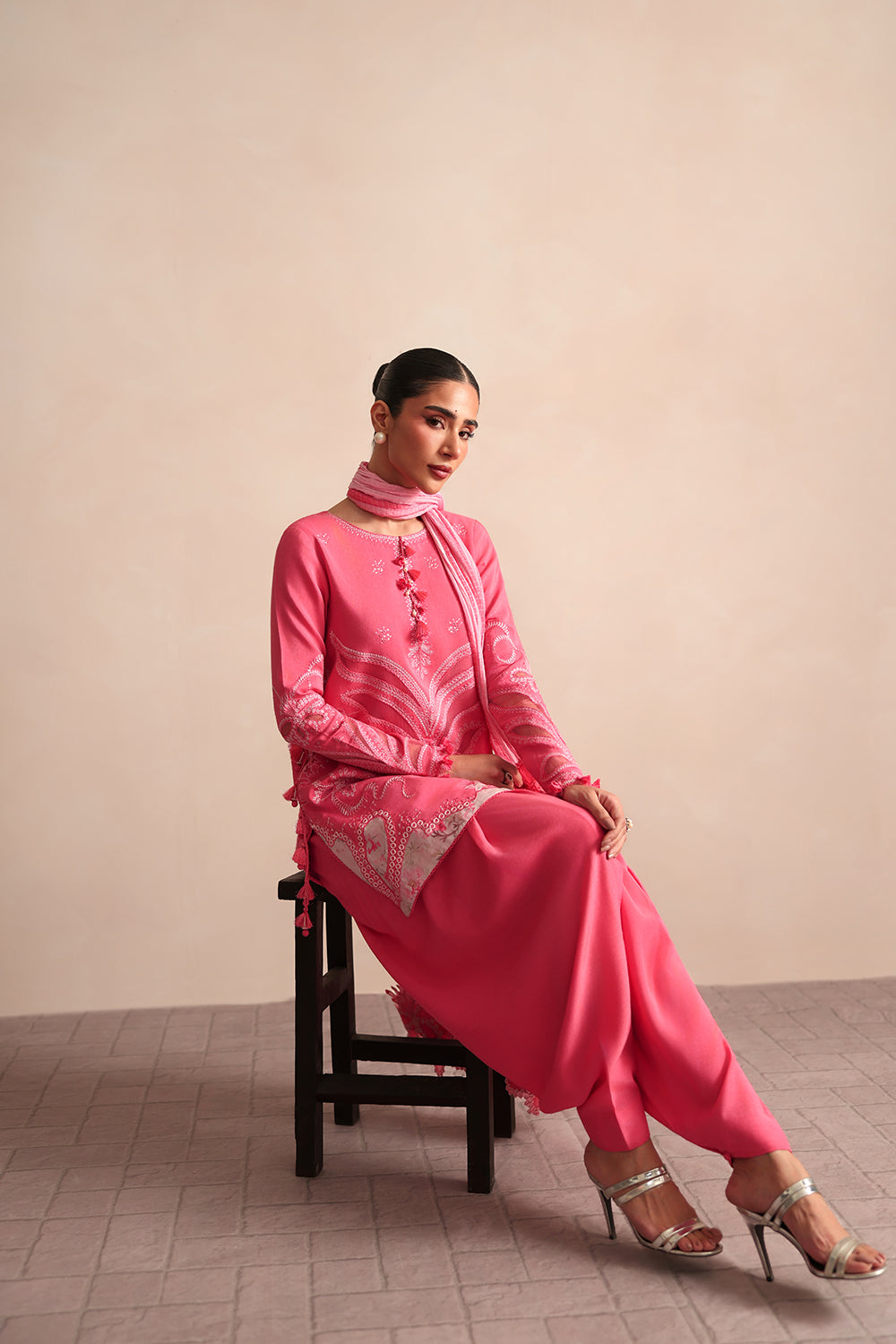 Picture of Saira Rizwan - Lael Silk Edit - ARELETTE-05 - Available at Raja Sahib