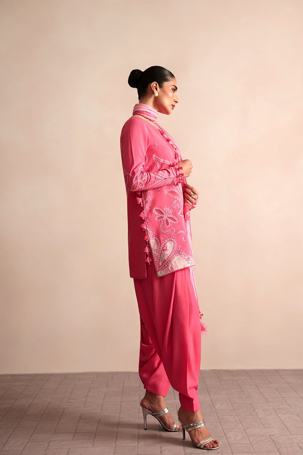 Picture of Saira Rizwan - Lael Silk Edit - ARELETTE-05 - Available at Raja Sahib