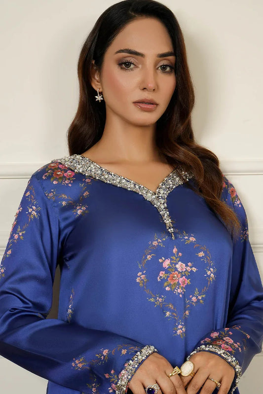 Picture of Amber Imran - Silk Formals RTW Collection - Aurum - Available at Raja Sahib