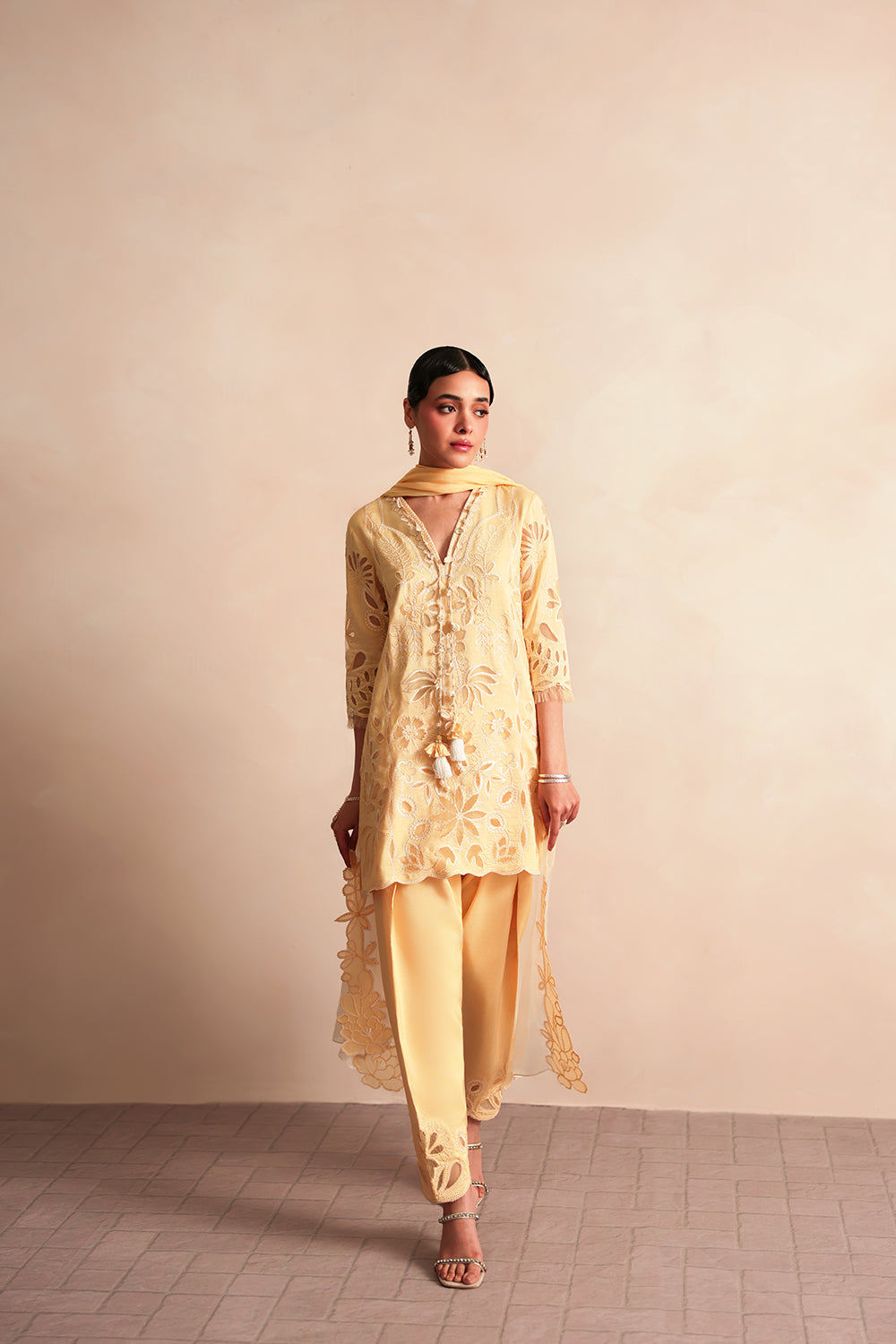 Picture of Saira Rizwan - Lael Silk Edit - AVELIA-01 - Available at Raja Sahib