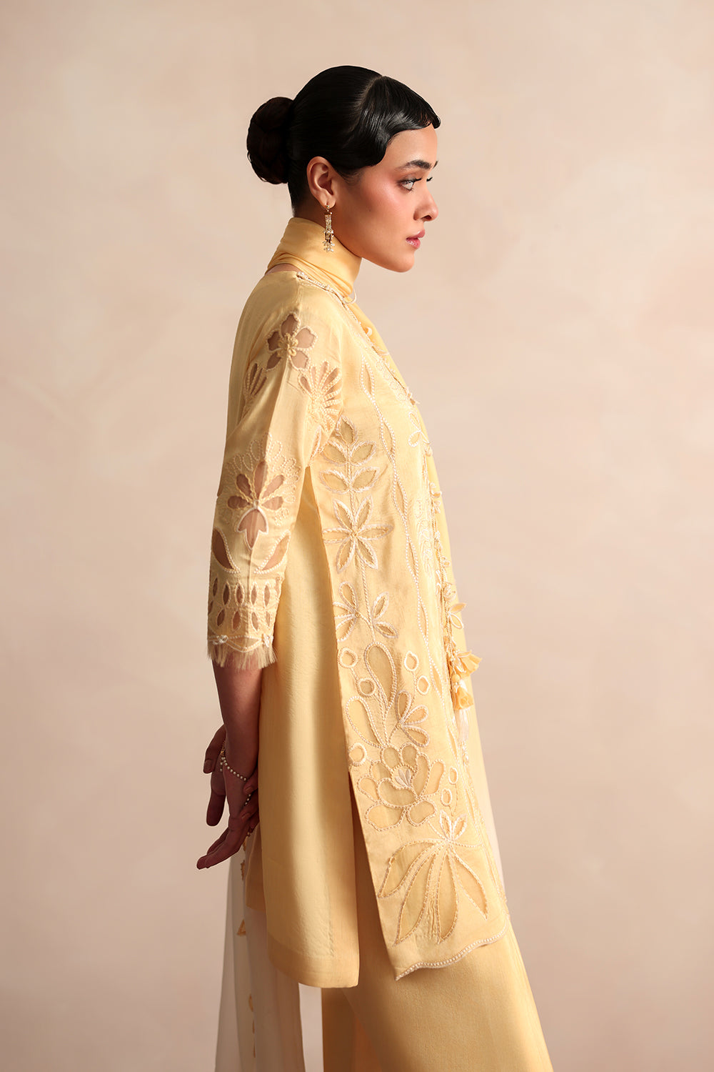 Picture of Saira Rizwan - Lael Silk Edit - AVELIA-01 - Available at Raja Sahib