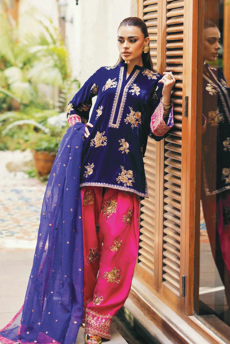 Zainab Chottani - Luxury Velvet Collection - 01 Jia - Unstitched