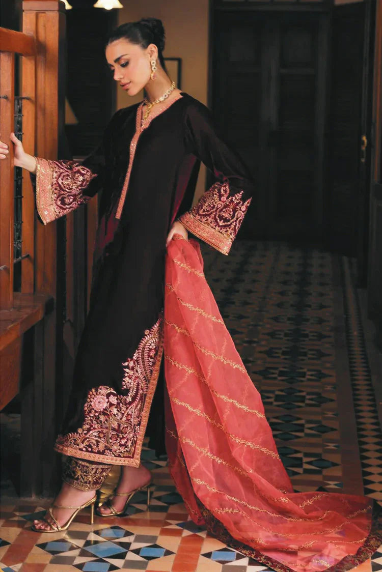 Zainab Chottani - Luxury Velvet Collection - 06 Aima - Unstitched
