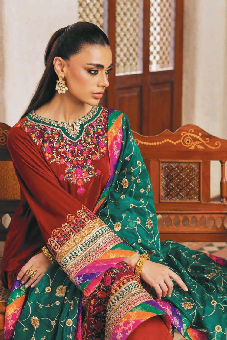 Zainab Chottani - Luxury Velvet Collection - 07 Sifa - Unstitched