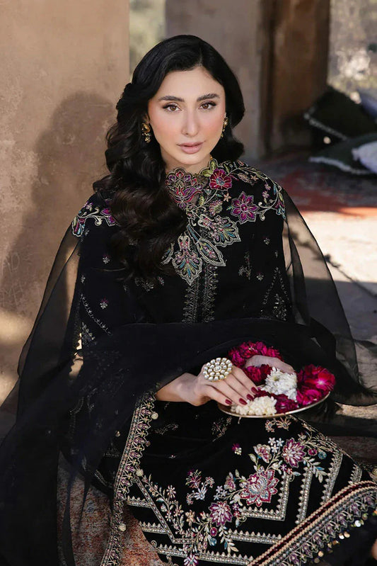 Zarizaa - Mukhtar e Khaas Festive Velvet Collection - 05 Zeena - Unstitched