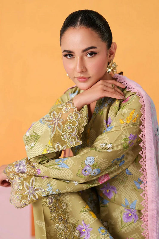 Ramsha - Rangrez Luxury Lawn Collection Vol 8 - N-809 - Unstitched