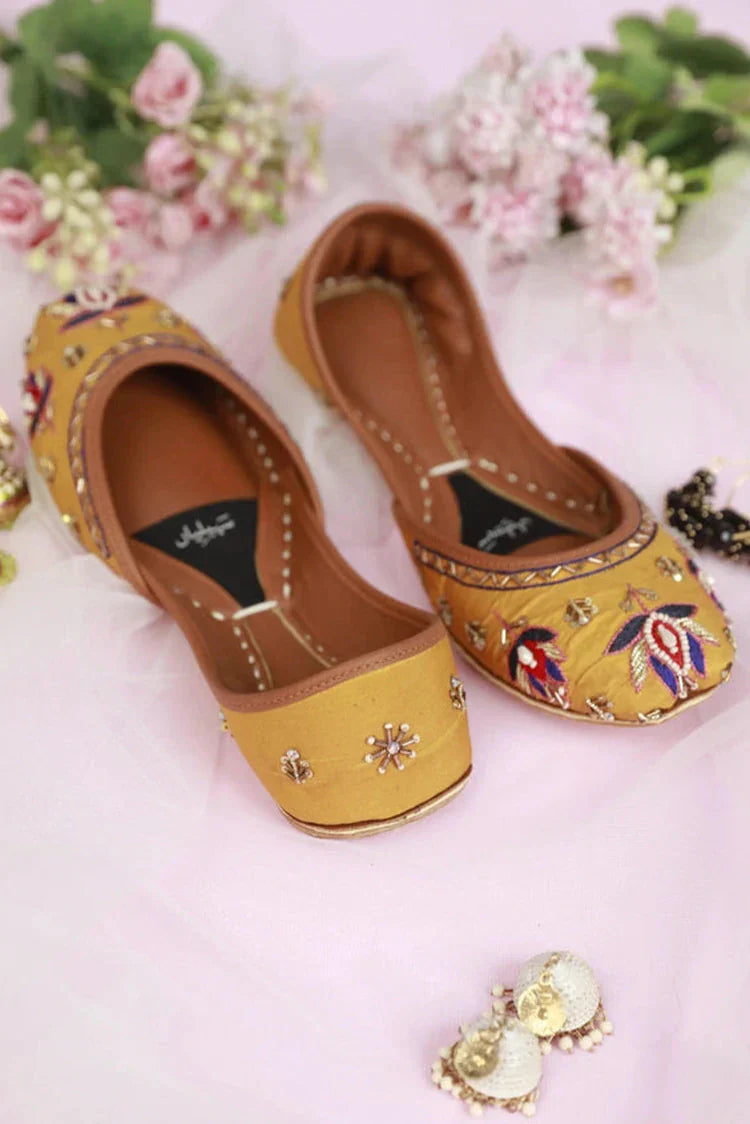 Picture of Saheliyan - Heer Collection - Chloe - Available at Raja Sahib