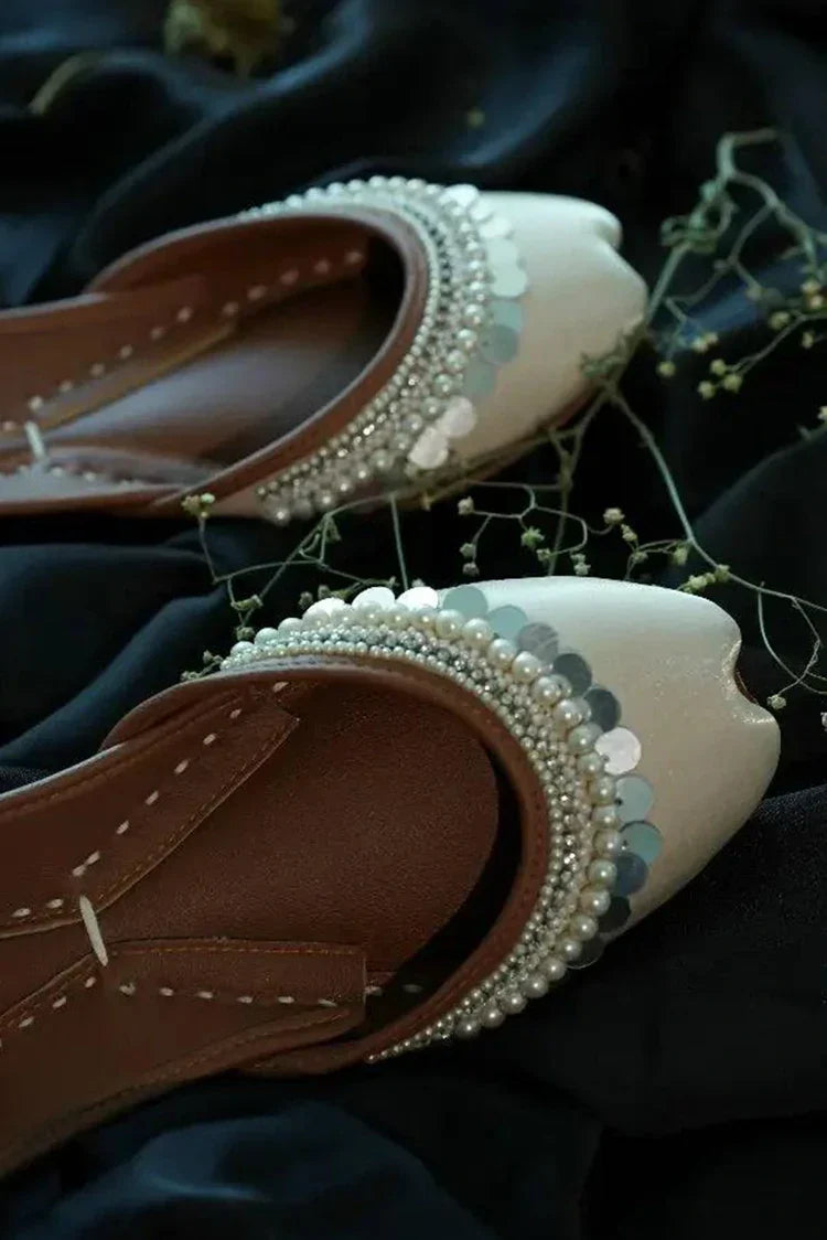 Picture of <!--cbe-->Saheliyan - Kikli Collection - Dulaari - Available at Raja Sahib