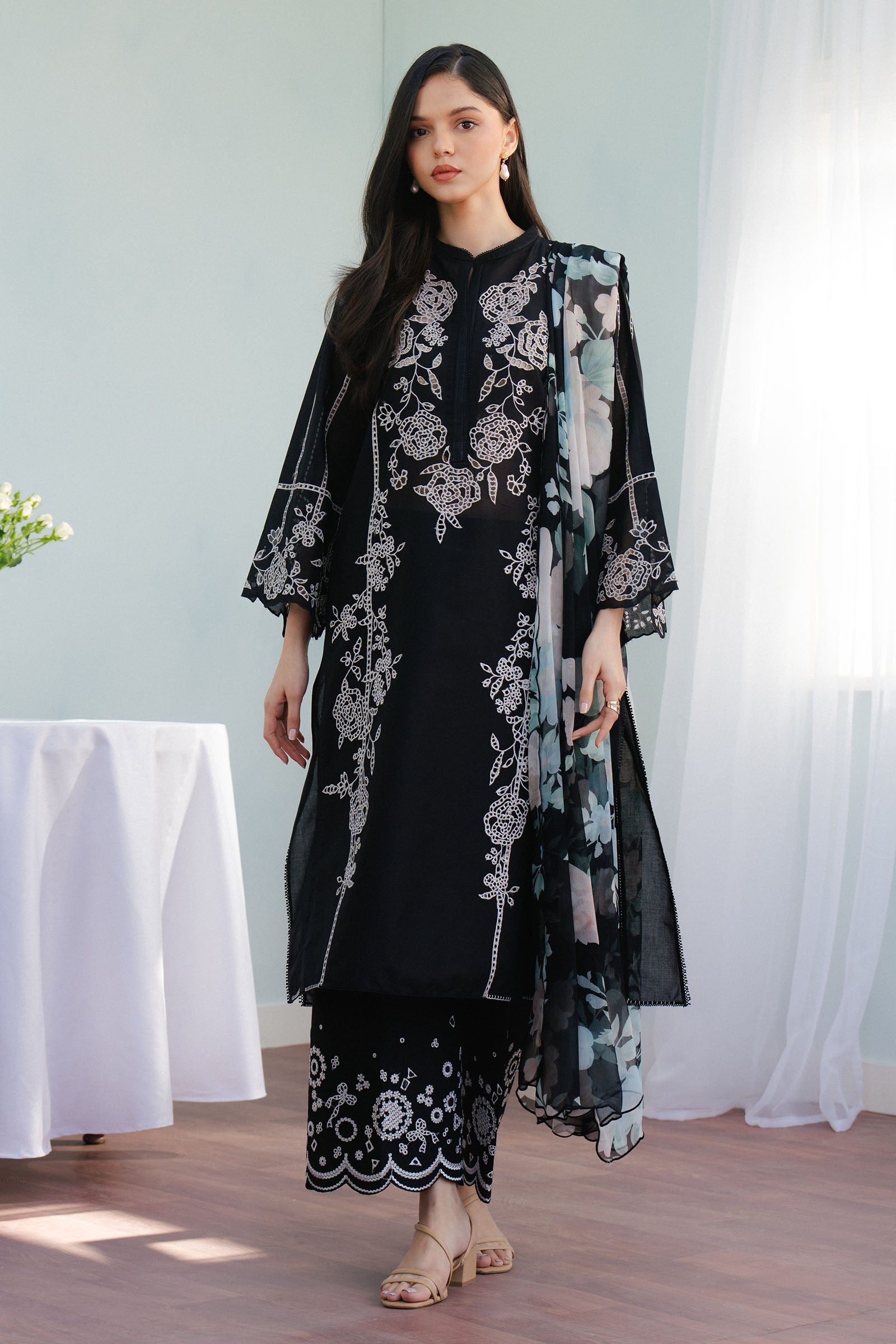 Picture of Zara Shahjahan - Coco Lawn Collection - ECLAT-7B - Available at Raja Sahib