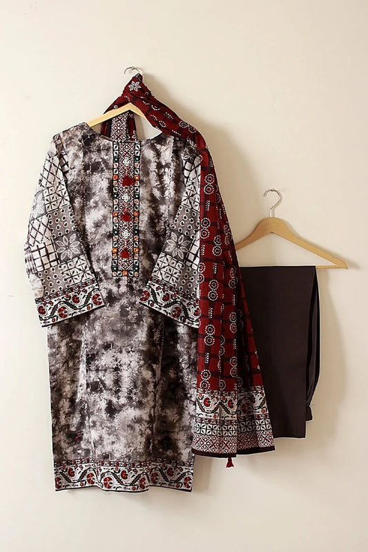 Picture of Kashish - Reaty to Wear 3 PC Lawn Suit - Black - EMPR60 - Available at Raja Sahib