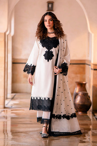 Picture of Fozia Khalid - Kahani Silk Vol IV - Chandni - Available at Raja Sahib