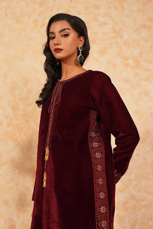 Picture of Fozia Khalid - Velvet Deck - Garnet - Available at Raja Sahib