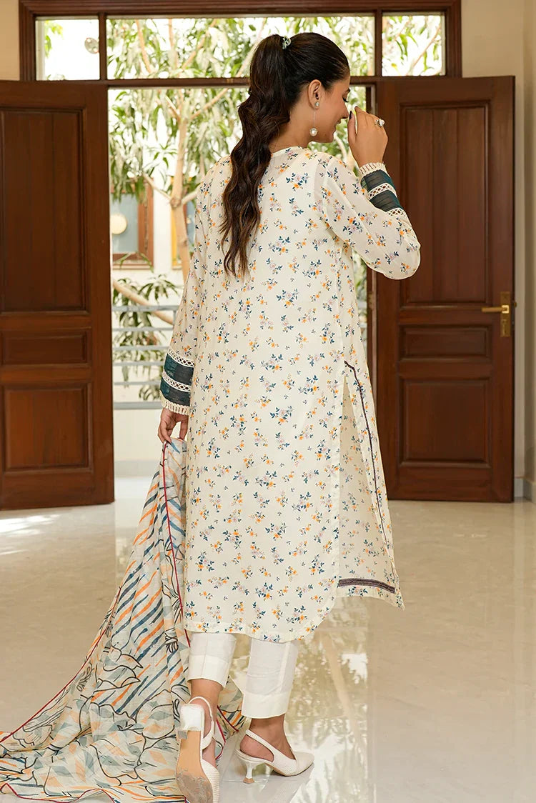 Picture of Tasneem Shamim - Fusion Waves - 2 Piece - Naaz - Available at Raja Sahib
