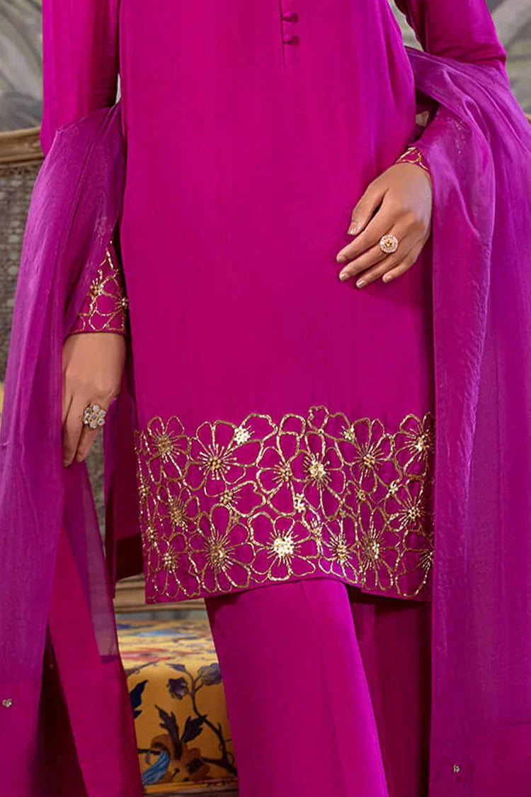 Picture of Amber Imran - Punkh Luxury Formals - Fuschia Flair - Available at Raja Sahib