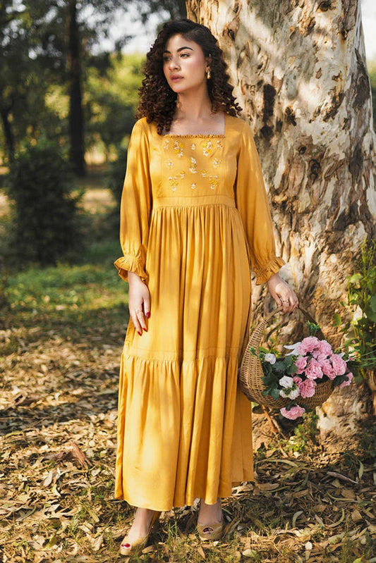 Hada - Threaded Tales - Goldenrod