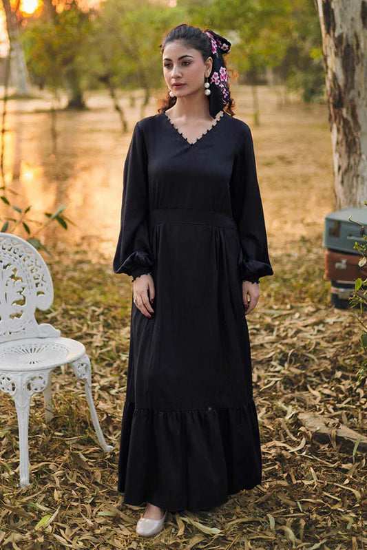 Hada - Threaded Tales - Ebony