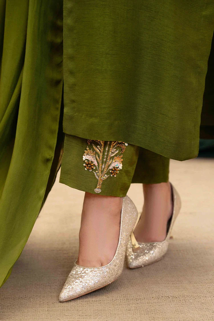 Picture of Hadia Batool - Louise Collection - Elea - Available at Raja Sahib