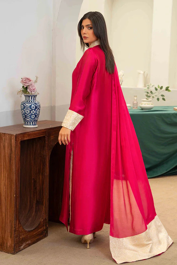 Picture of Hadia Batool - Louise Collection - Sabine - Available at Raja Sahib