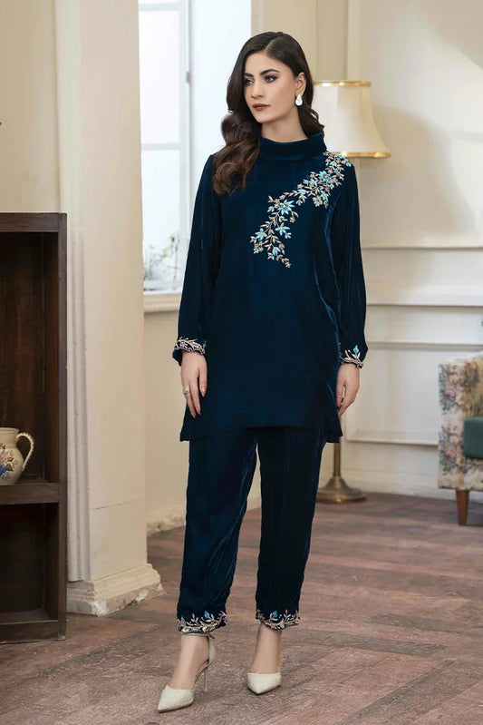 Picture of Hadia Batool - Parizad Collection - Minal - Available at Raja Sahib