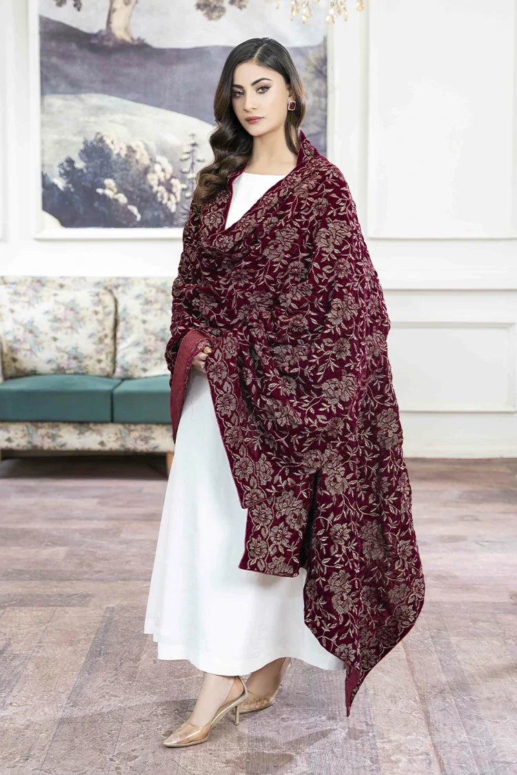Picture of Hadia Batool - Parizad Collection - Meena Shawl - Available at Raja Sahib
