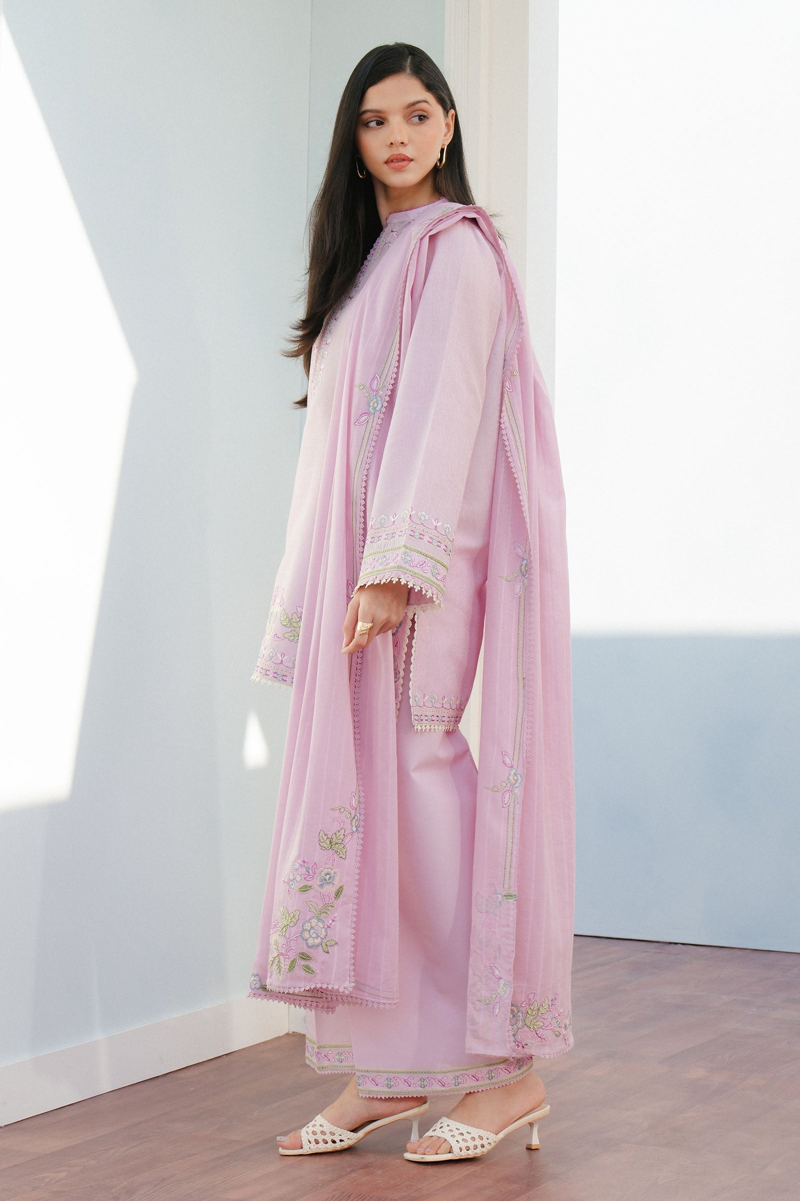 Picture of Zara Shahjahan - Coco Lawn Collection - INDI-9B - Available at Raja Sahib