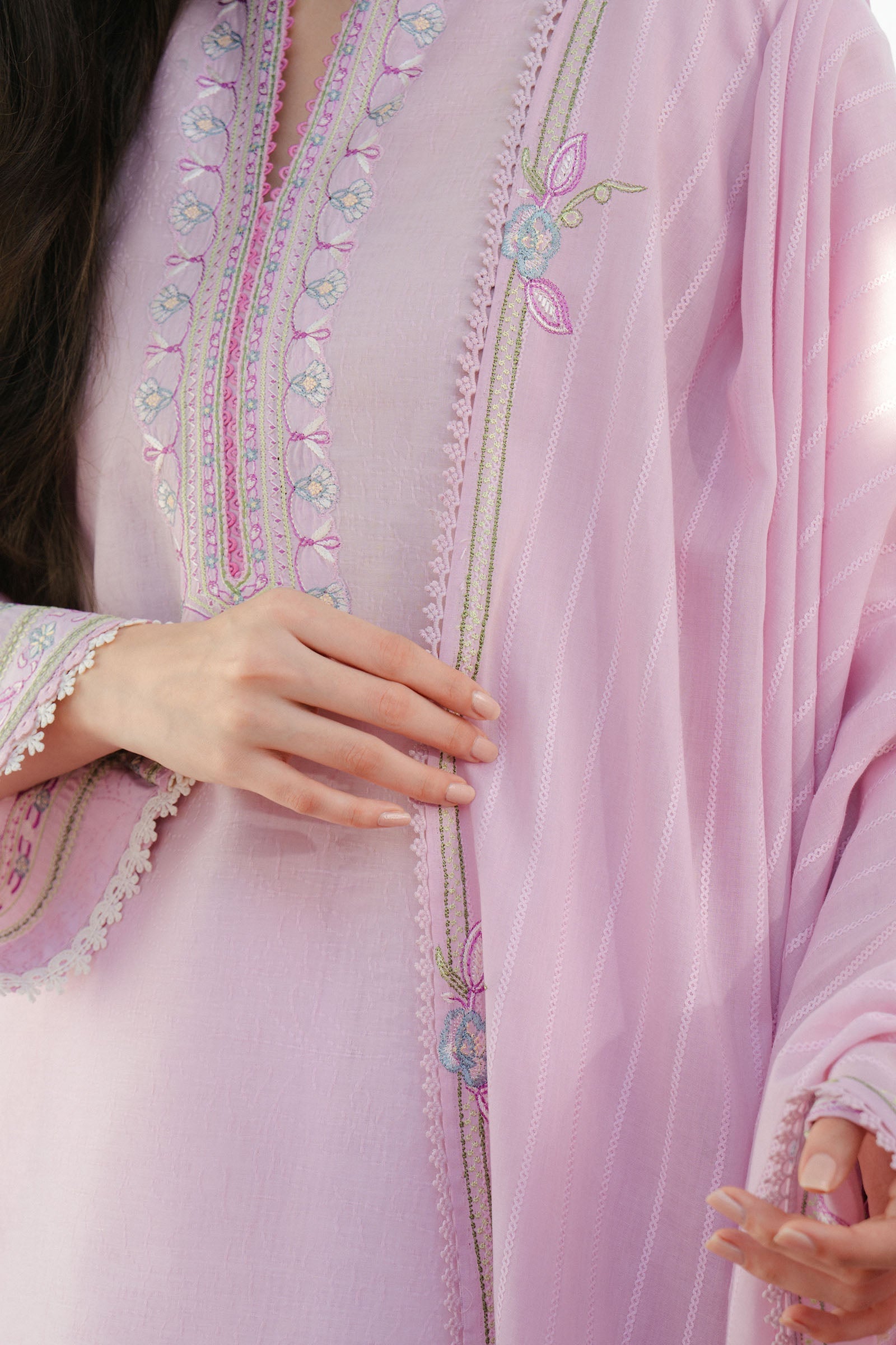 Picture of Zara Shahjahan - Coco Lawn Collection - INDI-9B - Available at Raja Sahib