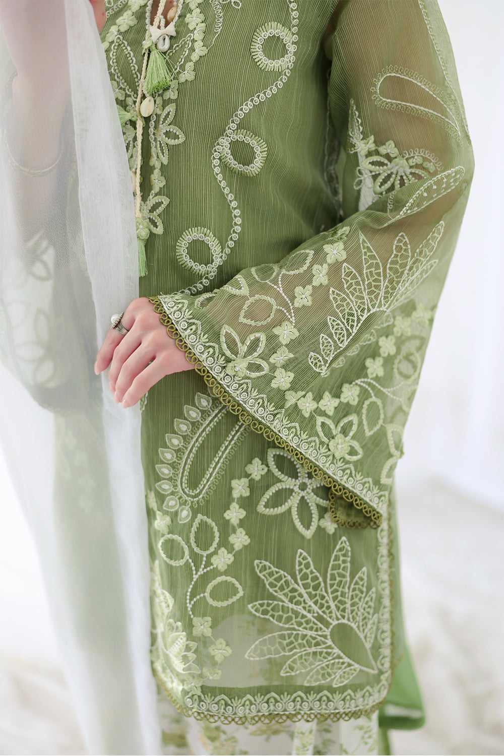 Picture of Saira Rizwan - Lael Silk Edit - ISOLA-04 - Available at Raja Sahib