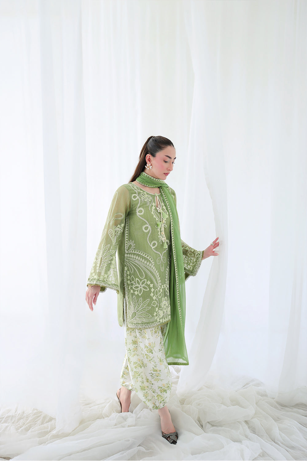Picture of Saira Rizwan - Lael Silk Edit - ISOLA-04 - Available at Raja Sahib