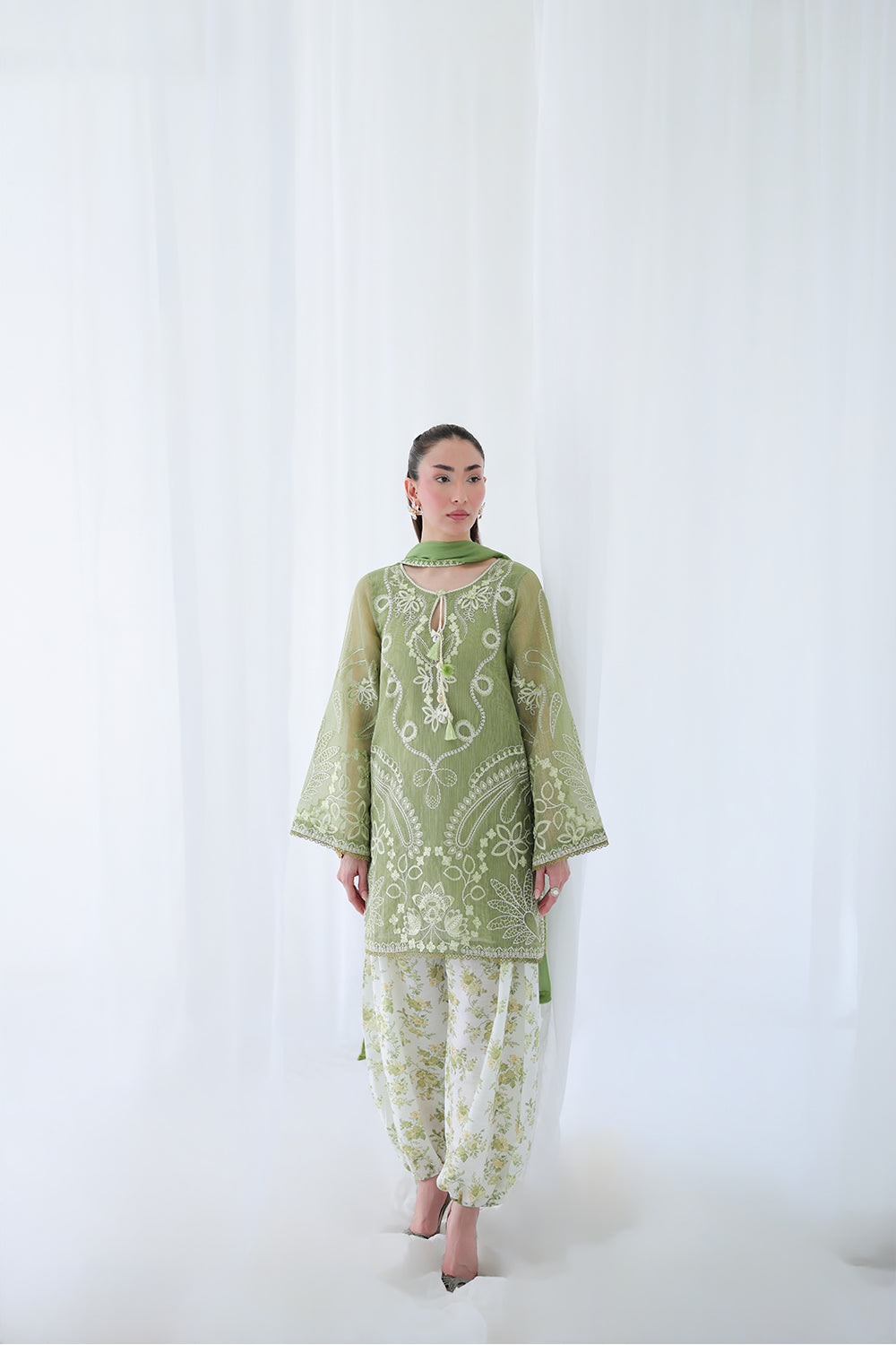 Picture of Saira Rizwan - Lael Silk Edit - ISOLA-04 - Available at Raja Sahib