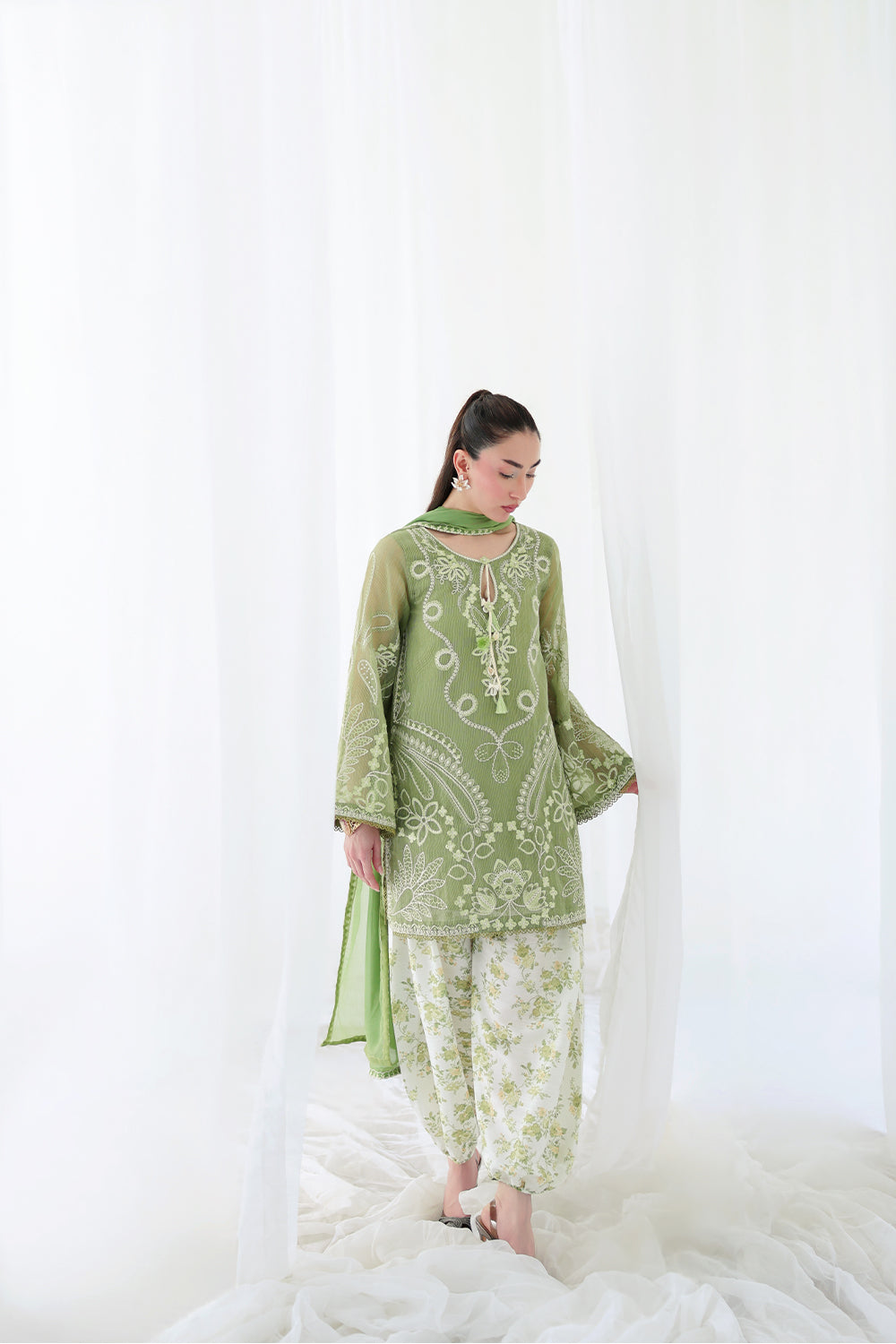 Picture of Saira Rizwan - Lael Silk Edit - ISOLA-04 - Available at Raja Sahib