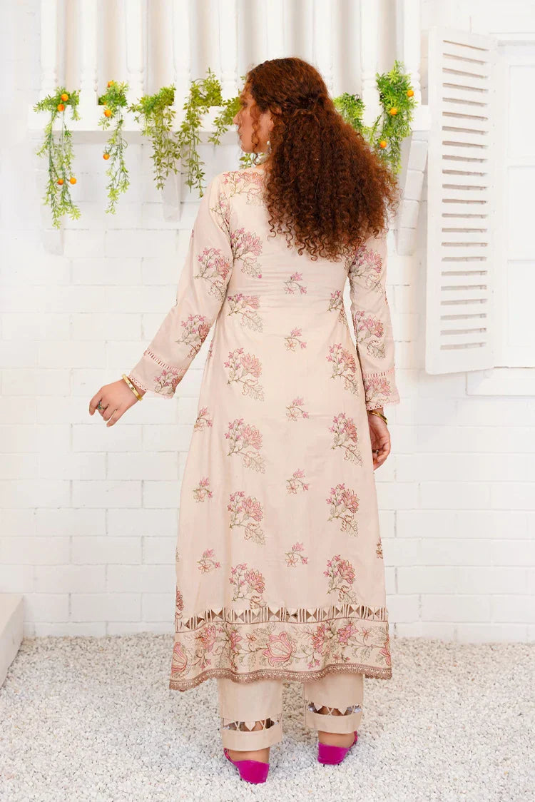 Picture of <!--kq-->Threads & Weaves - 3 Pc Embroidered Lawn Suit - L23110 - Available at Raja Sahib