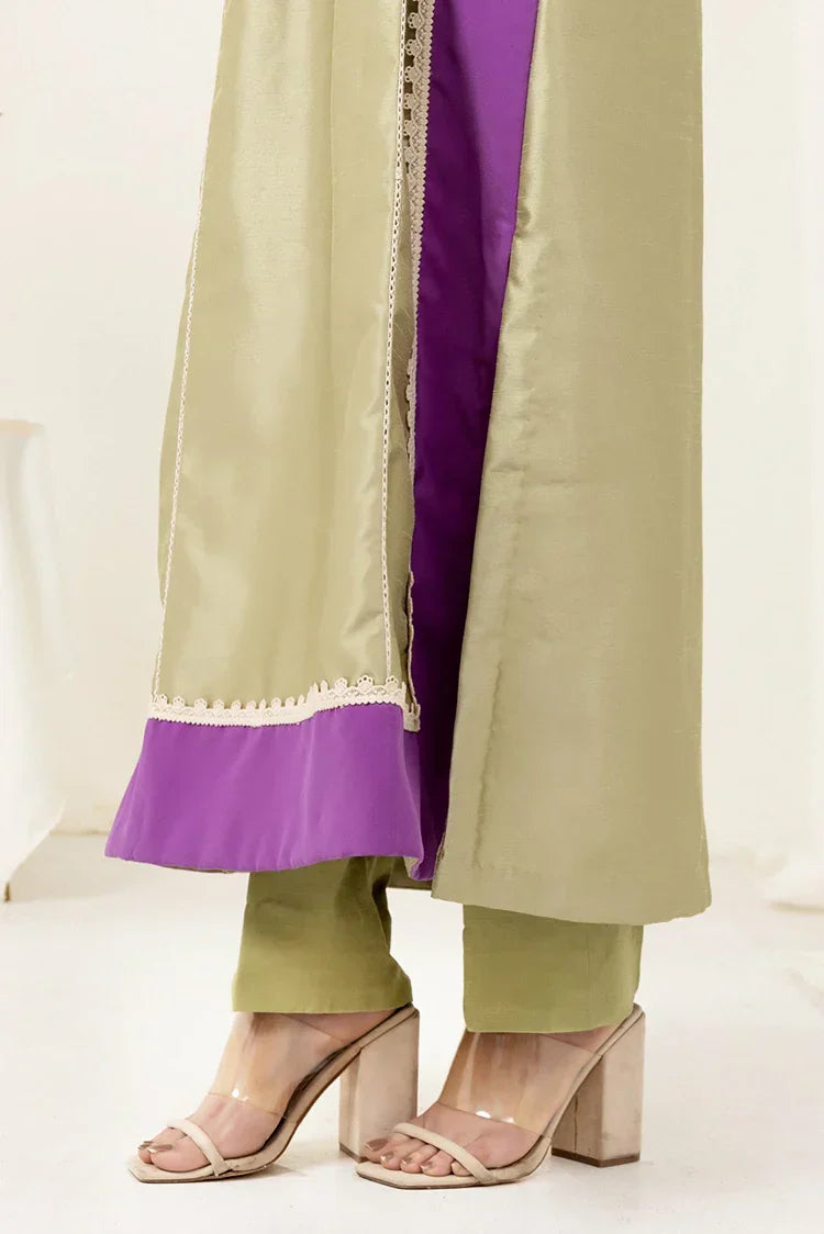 Picture of Zaib un Nisa - Lavender Luxe Pret - Zinnia - Available at Raja Sahib