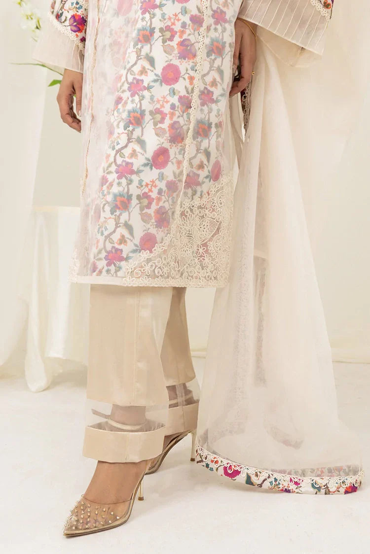 Picture of Zaib un Nisa - Lavender Luxe Pret - Fuchsia - Available at Raja Sahib