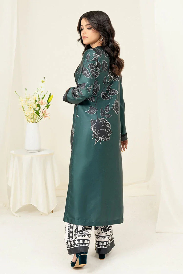 Picture of Zaib un Nisa - Lavender Luxe Pret - Holly Green - Available at Raja Sahib