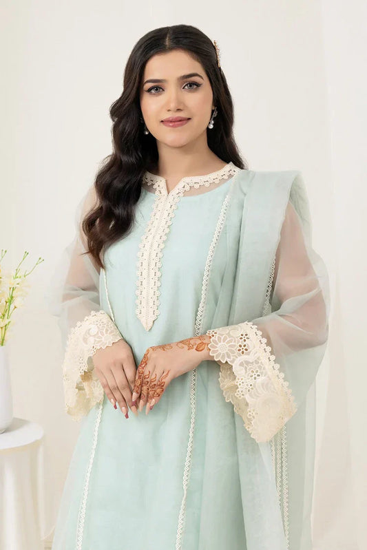 Picture of Zaib un Nisa - Lavender Luxe Pret - Orchid - Available at Raja Sahib