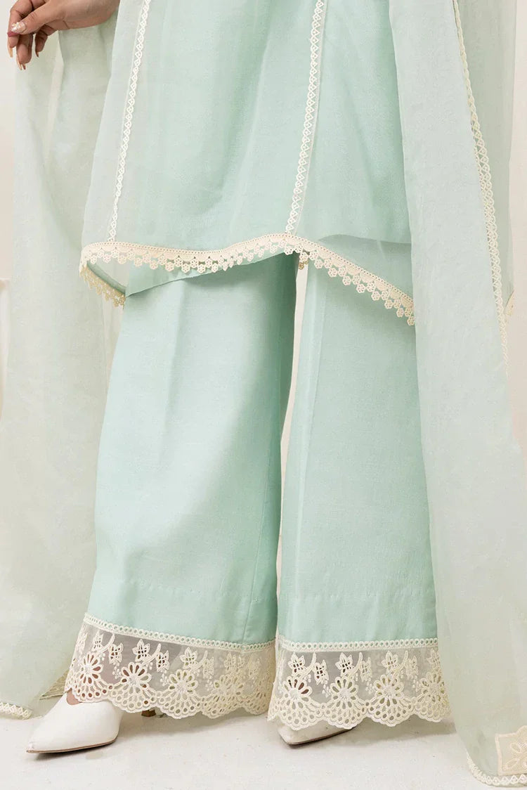 Picture of Zaib un Nisa - Lavender Luxe Pret - Orchid - Available at Raja Sahib