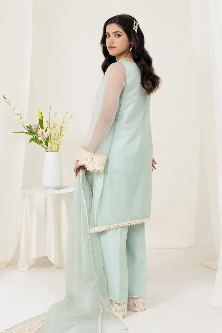 Picture of Zaib un Nisa - Lavender Luxe Pret - Orchid - Available at Raja Sahib