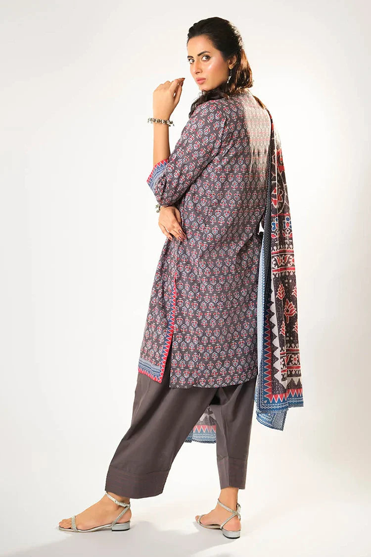 Women winter clothes | Grey & Multicolor | Casual 3 Piece Suit | Cotton Khaddar Printed | LAD-03196