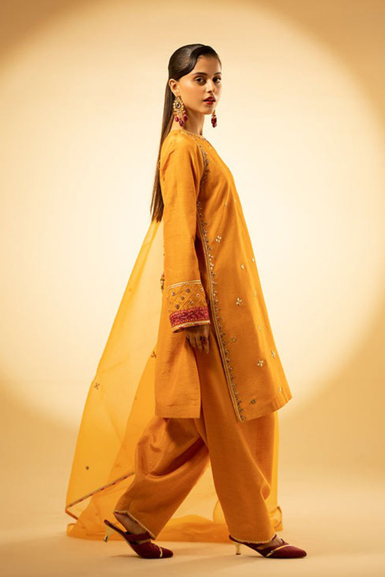 Picture of Fozia Khalid - Luxe Amber - Available at Raja Sahib