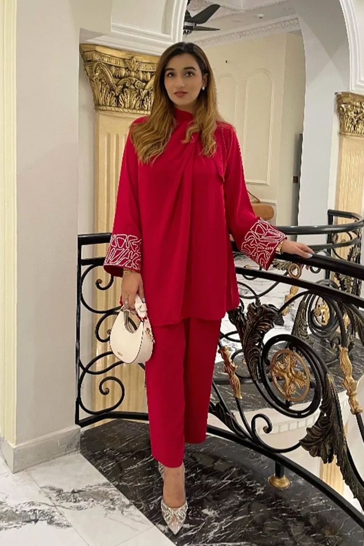 Picture of Manahils - Embroidered Knot Set - Available at Raja Sahib