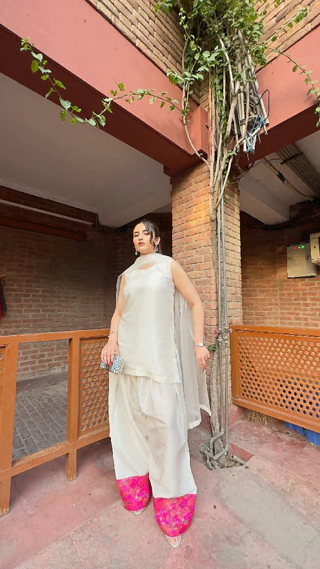 Picture of Manahils - Farshi Shalwar Three Pc(Pay-Now) - Available at Raja Sahib