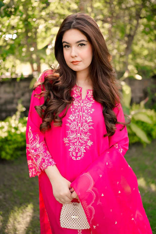 Picture of La Rosaa - Basics Pret Collection - Serena- 3Pc - Available at Raja Sahib