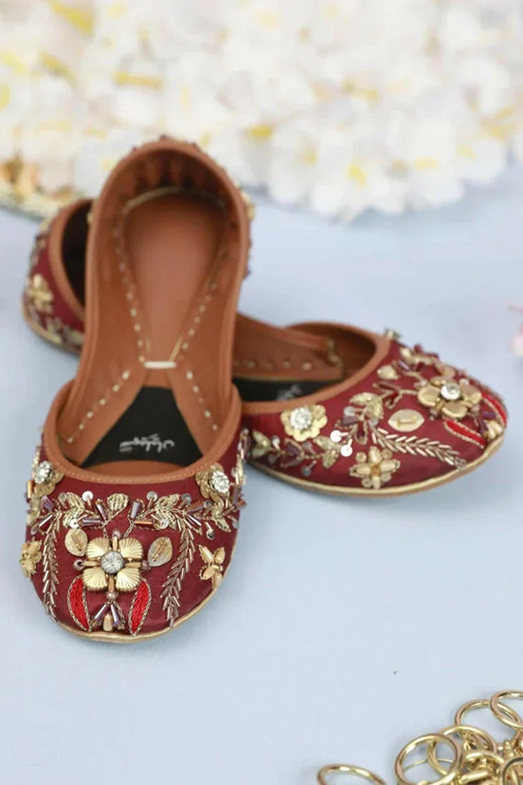 Picture of Saheliyan - Heer Collection - Murghabi Maroon - Available at Raja Sahib