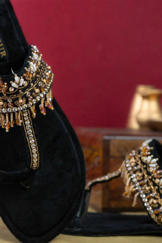 On Your Feets - Kolhapuri - Nayab