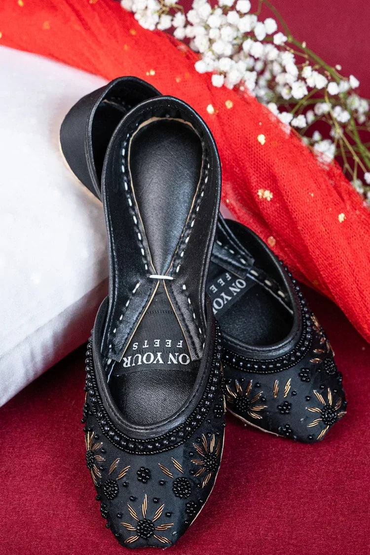 Picture of <!--cay-->On Your Feets - Shahnama Collection - Snow flake (Black) - Available at Raja Sahib