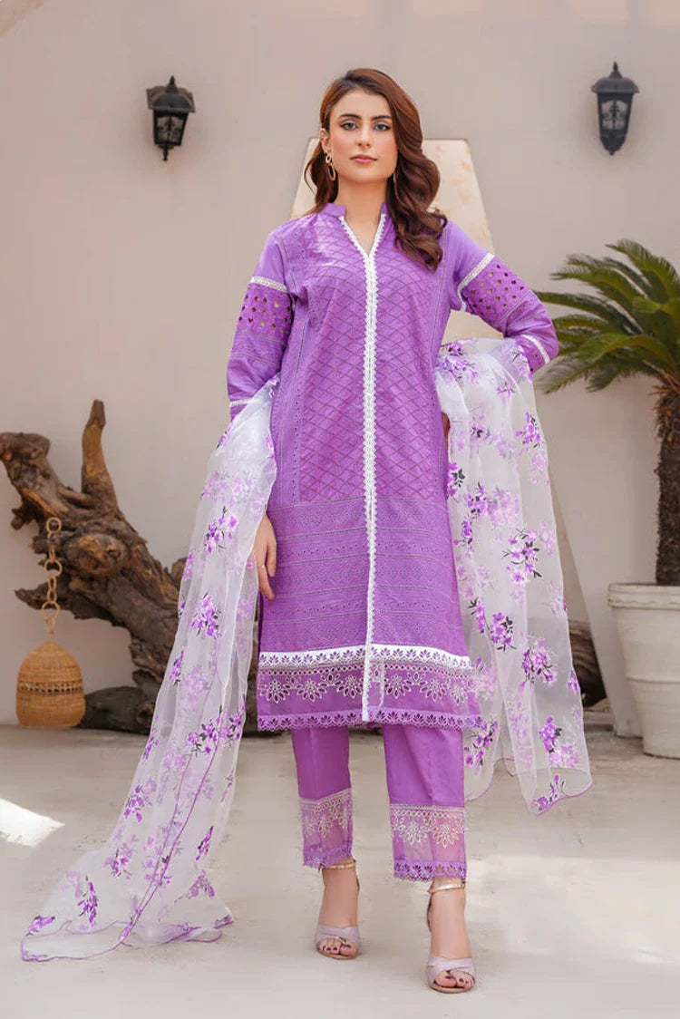 Embroidered Lawn Festive Pret <!--2024-->